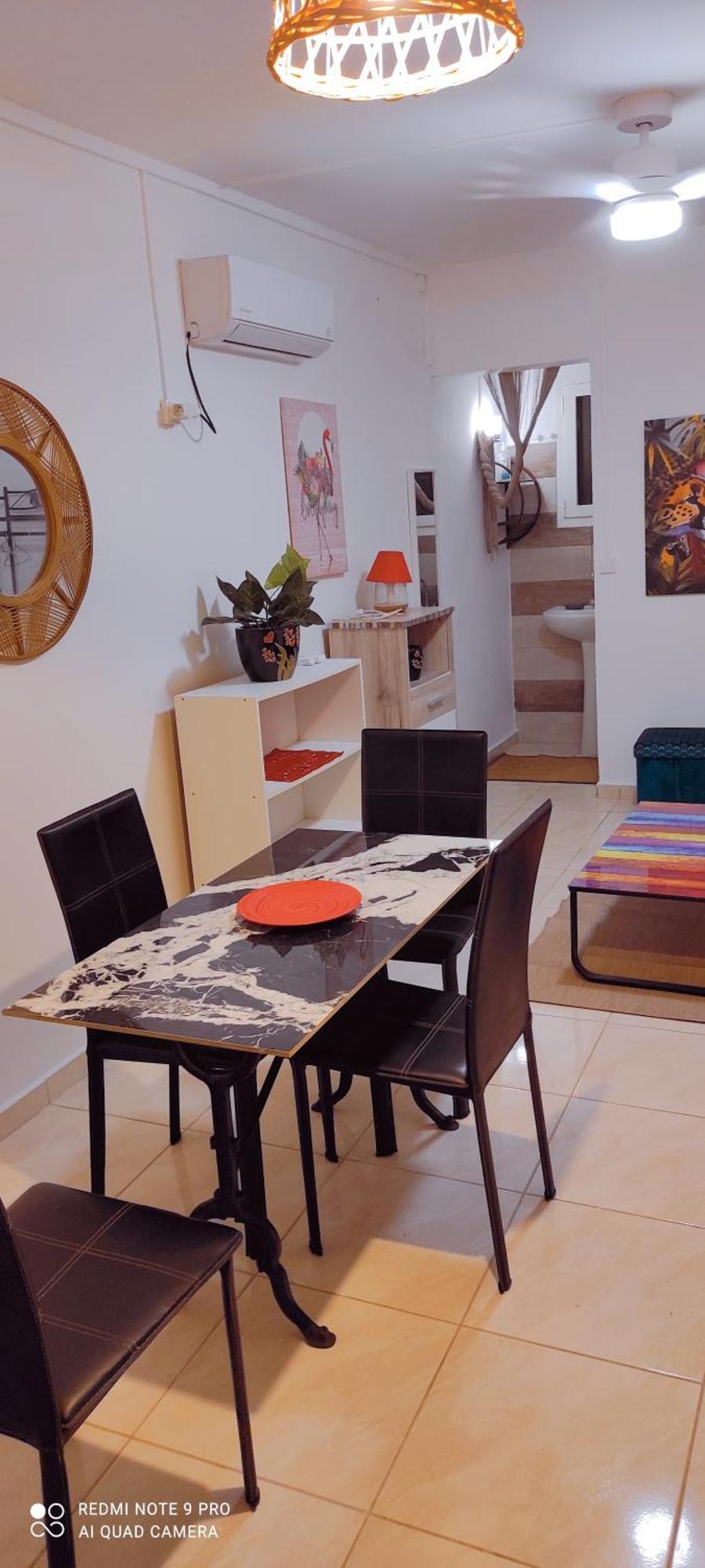 Logement Cosy Cadre Tropical, Arbres Fruitiers Appartement Les Abymes Buitenkant foto